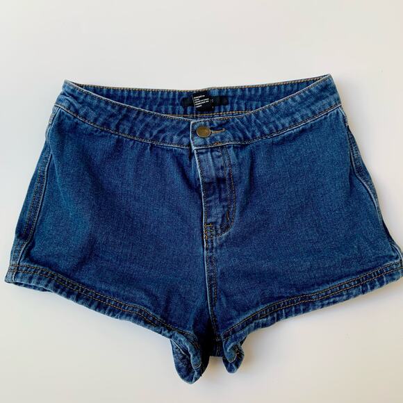 Forever 21 Blue Dark Denim Mid Rise Mini Shorts Women's Size Small - Picture 4 of 10